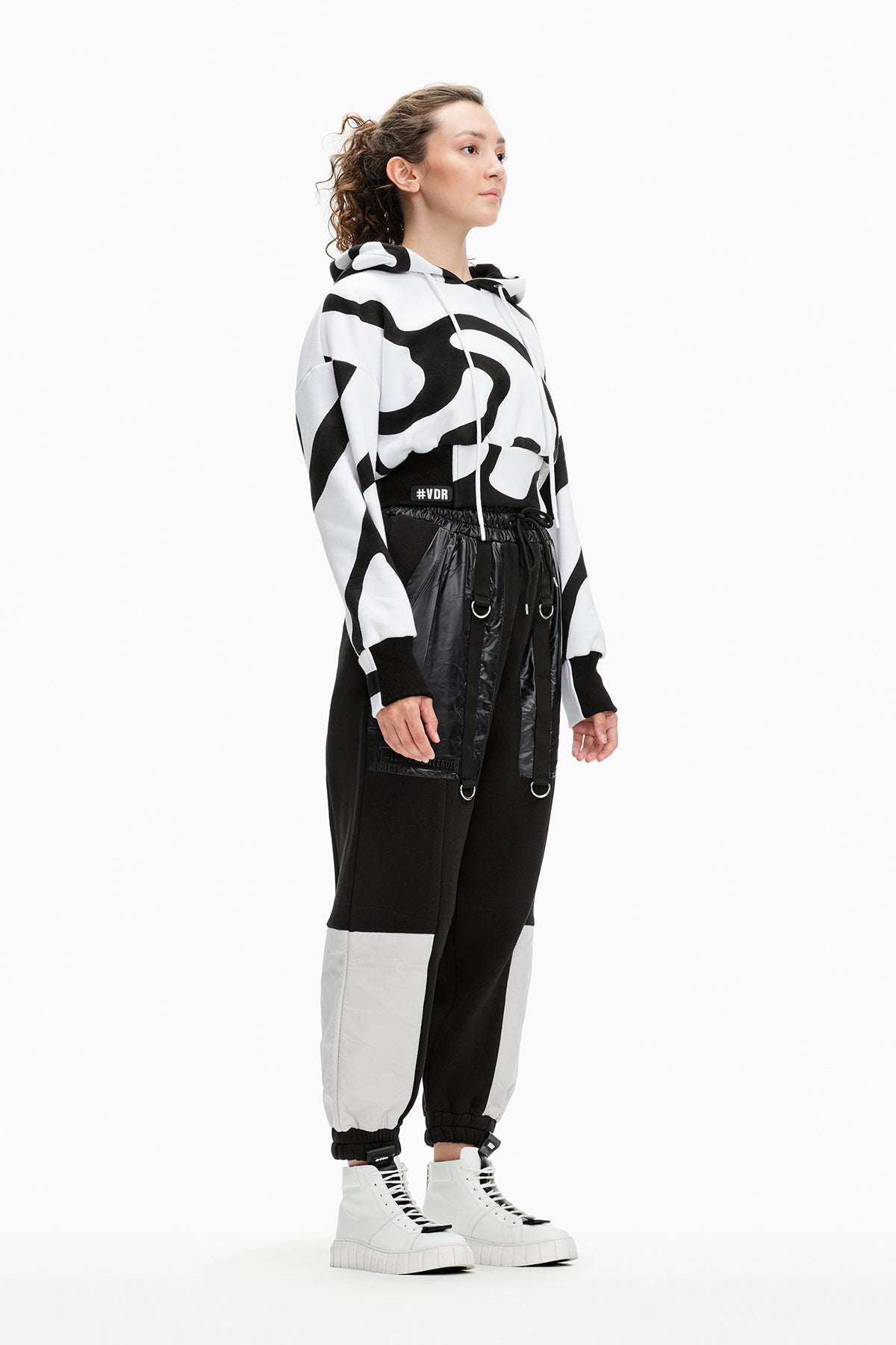 Beyaz Siyah Sweatshirt 10138
