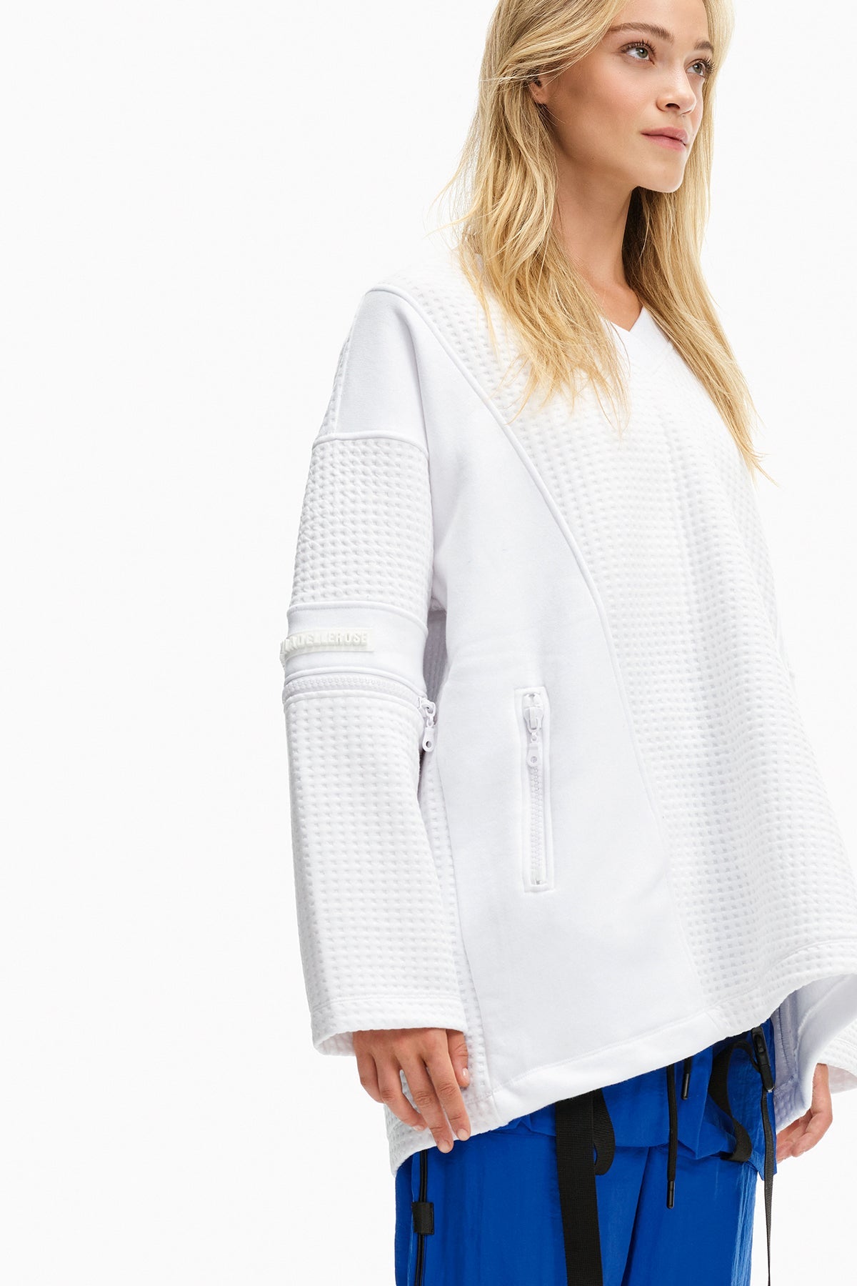 Beyaz Sweatshirt 10147