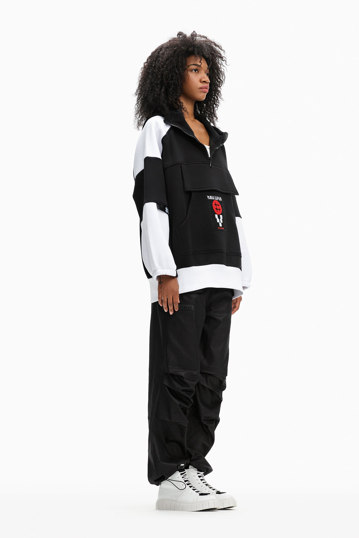 Siyah Beyaz Sweatshirt 10427