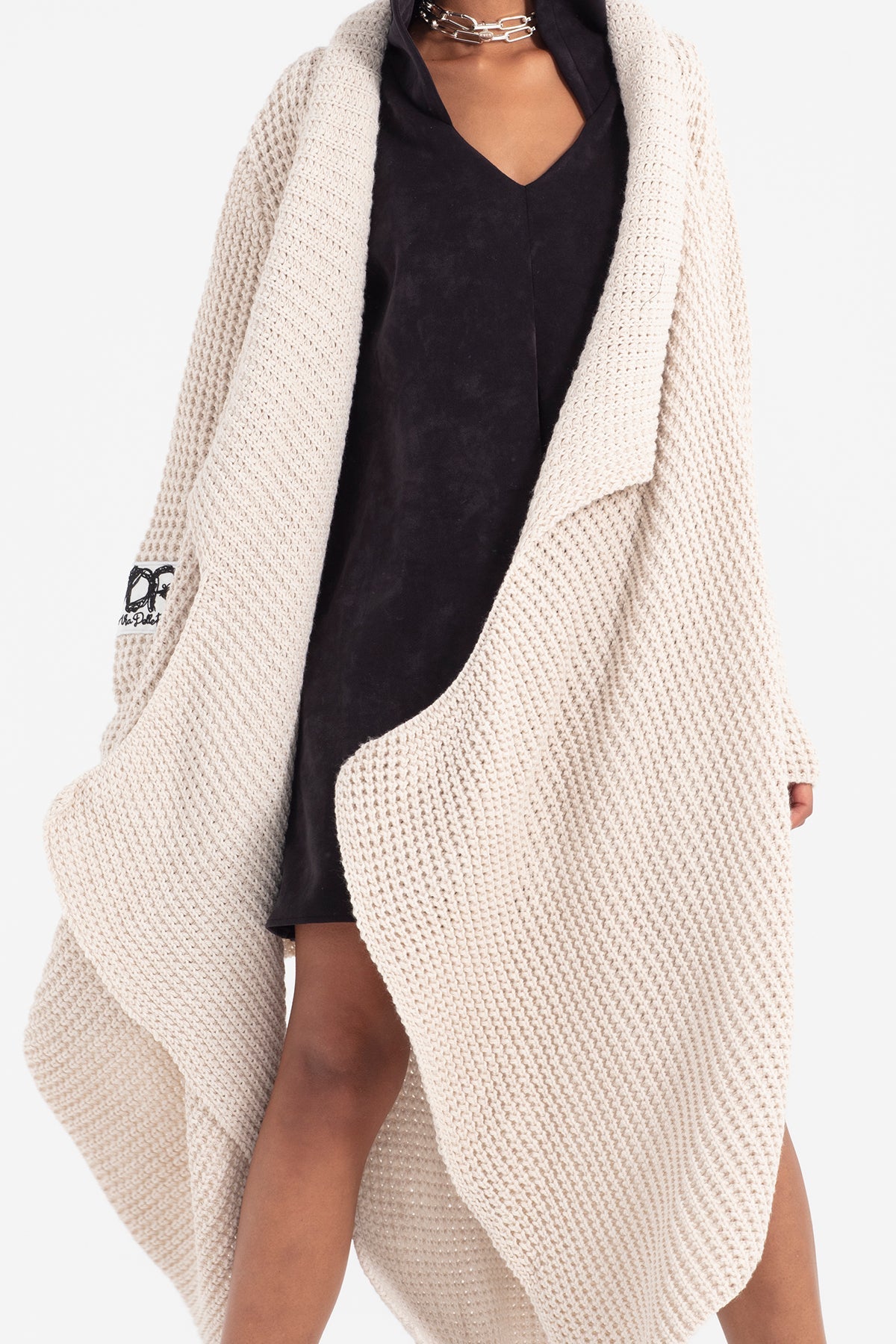 Bej Hirka 12108