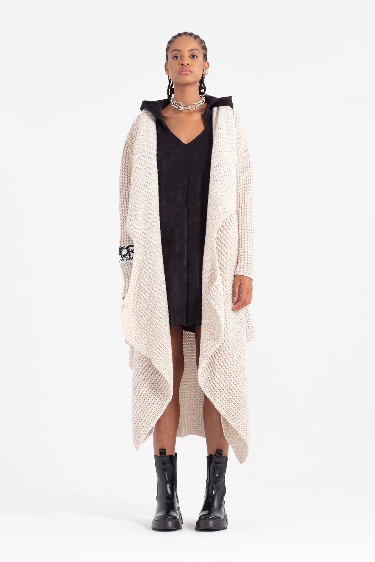 Bej Hirka 12108