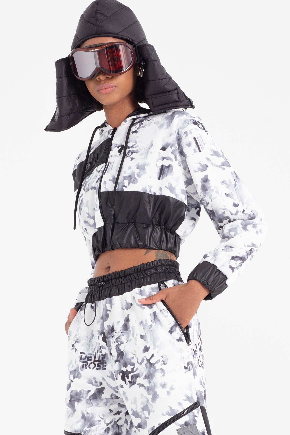 Beyaz Siyah Sweatshirt 12309