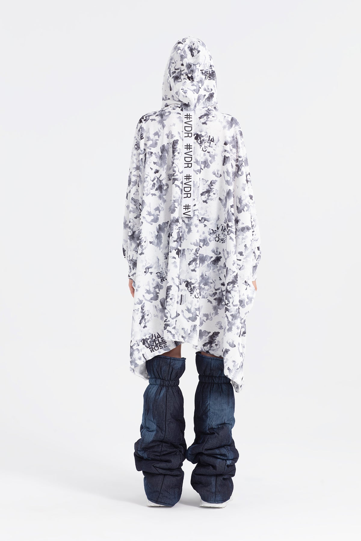 Beyaz Siyah Sweatshirt 12310
