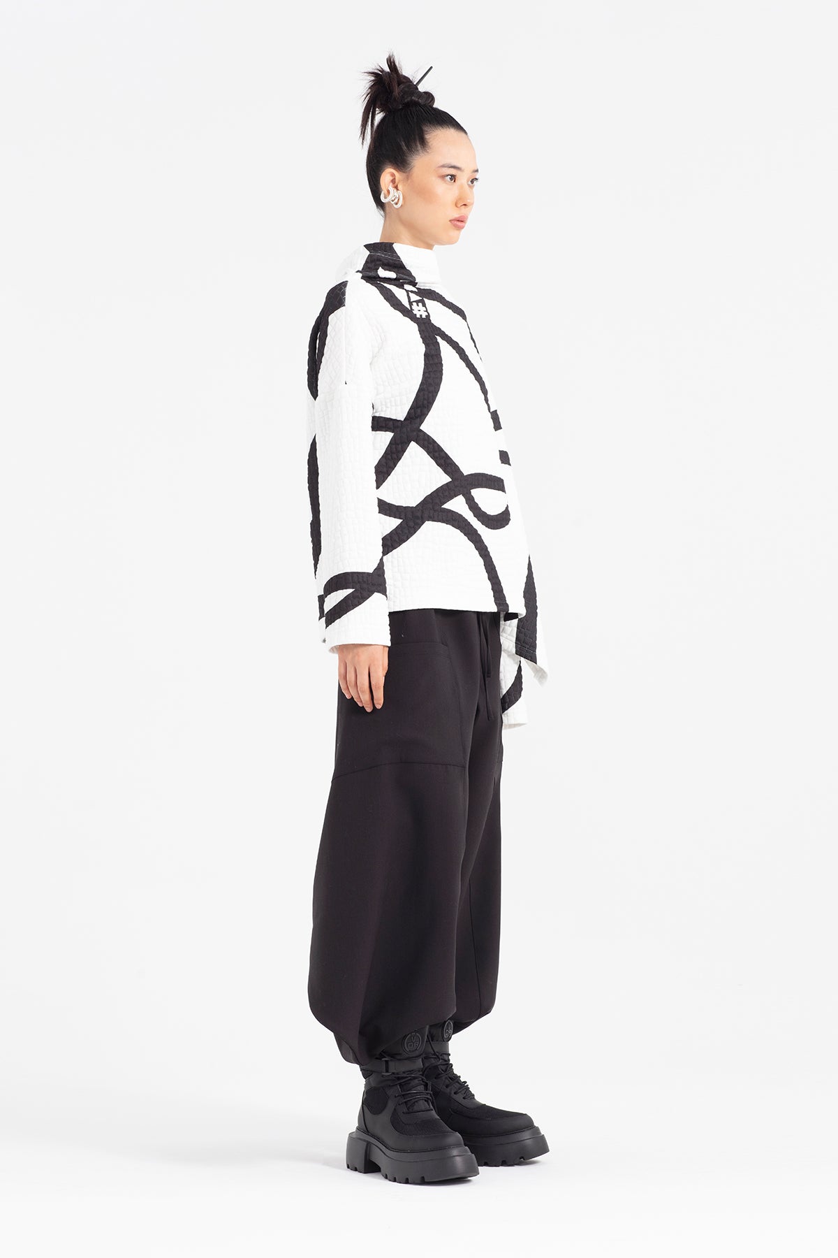 Ekru Siyah Sweatshirt 12365