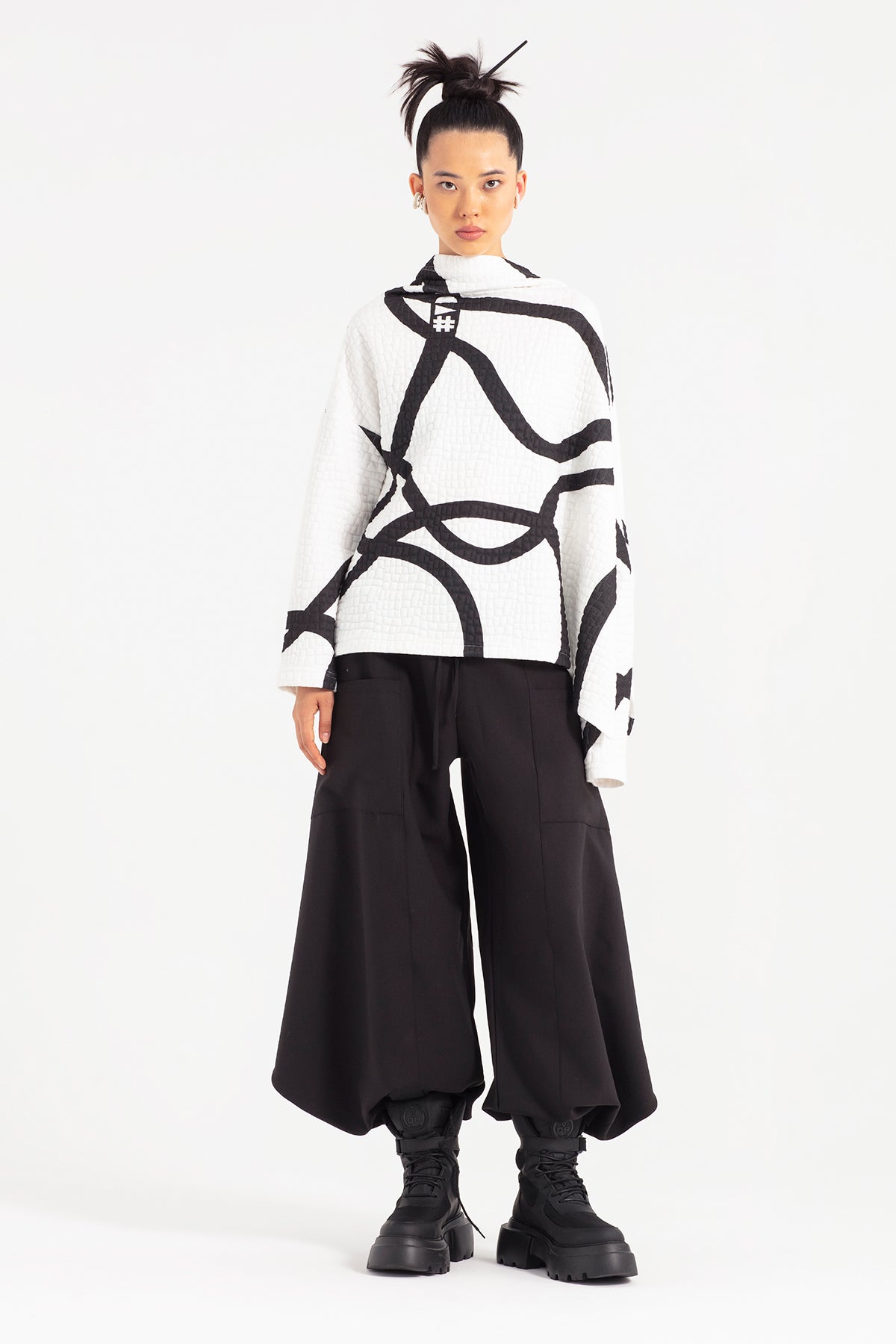 Ekru Siyah Sweatshirt 12365