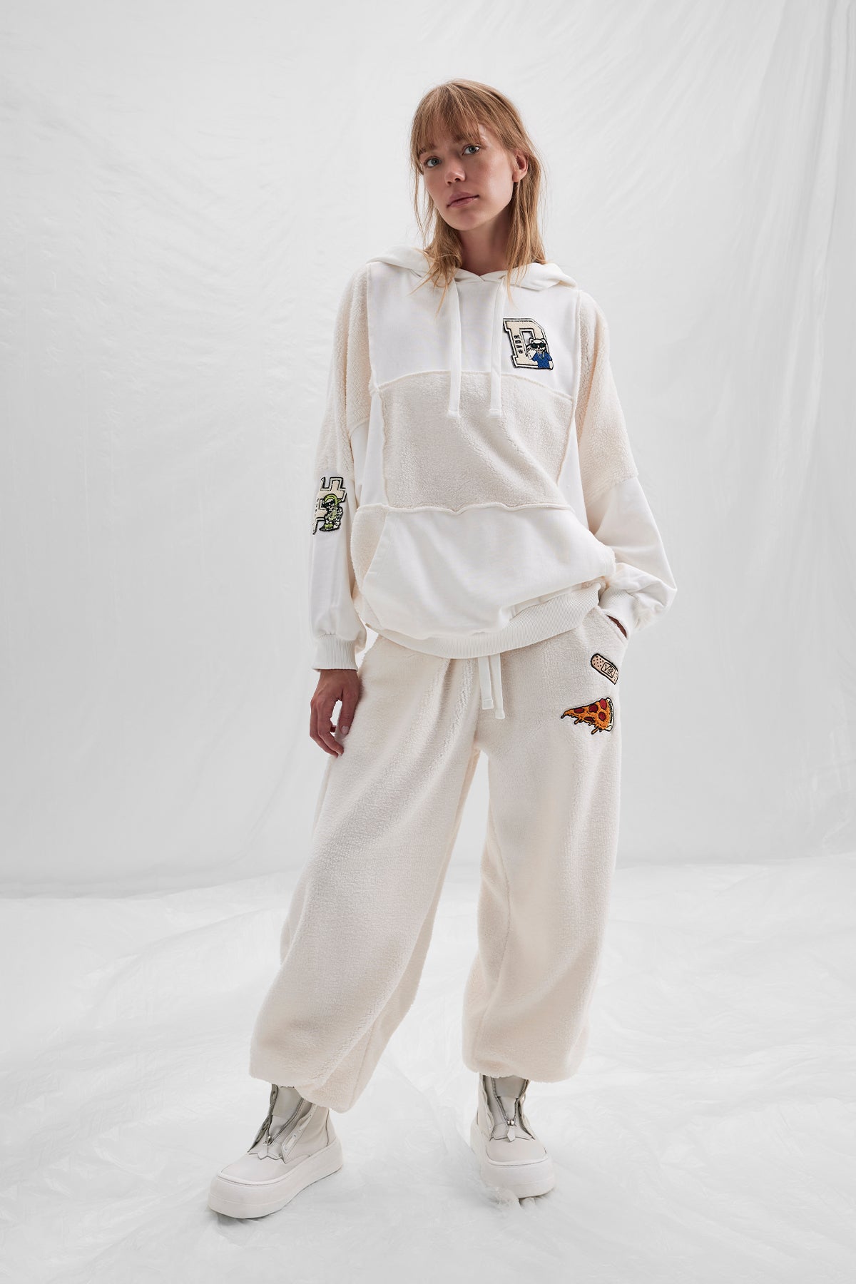 Ekru Sweatshirt 14074