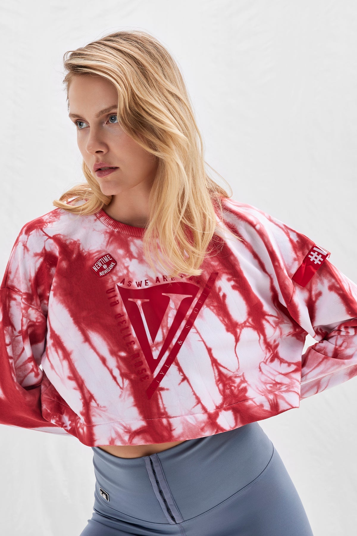 Beyaz Kirmizi Sweatshirt 14124