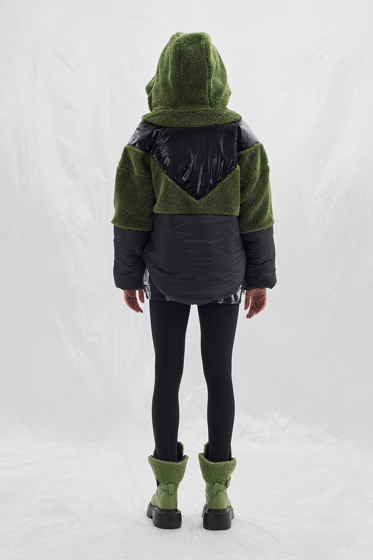 Siyah Yesil Kaban 14250