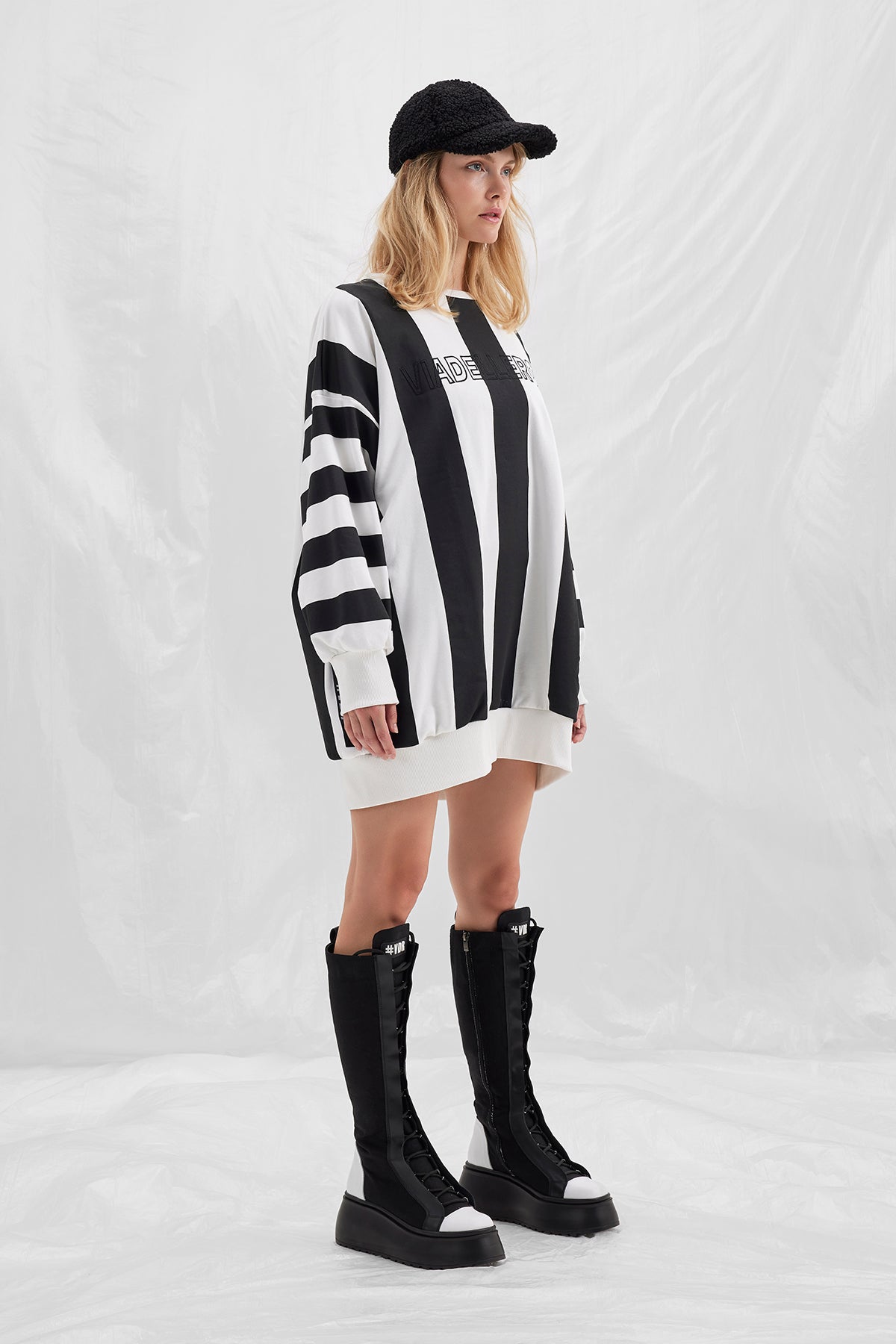 Ekru Siyah Sweatshirt 14398