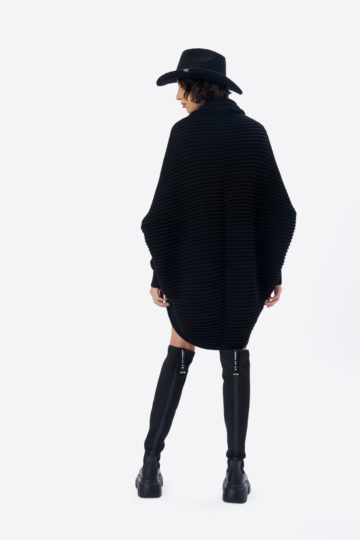 Siyah Hirka 16020