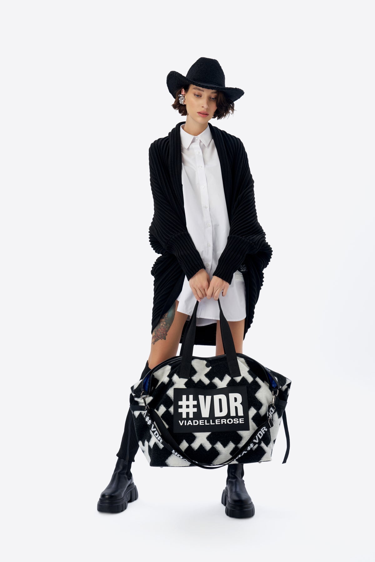 Siyah Hirka 16020