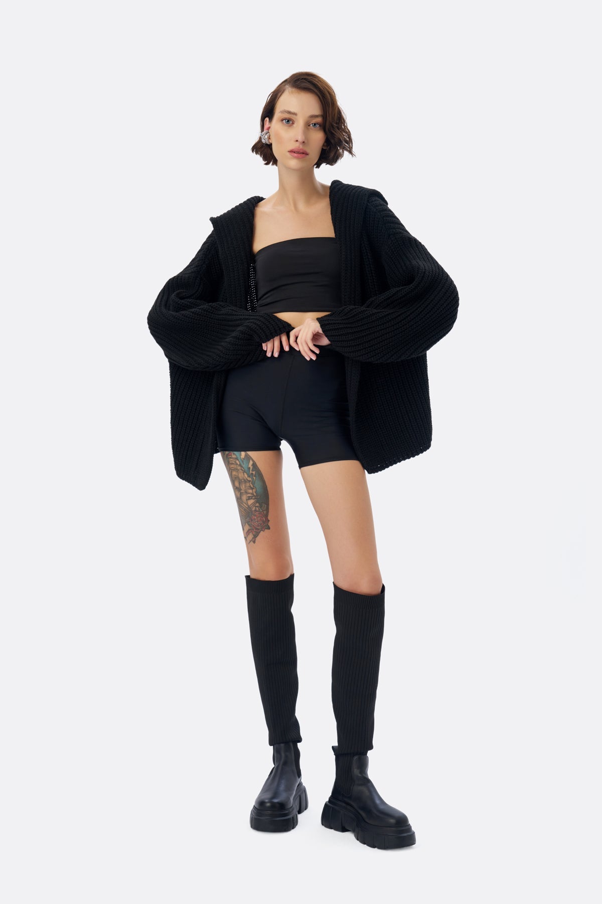 Siyah Hirka 16036