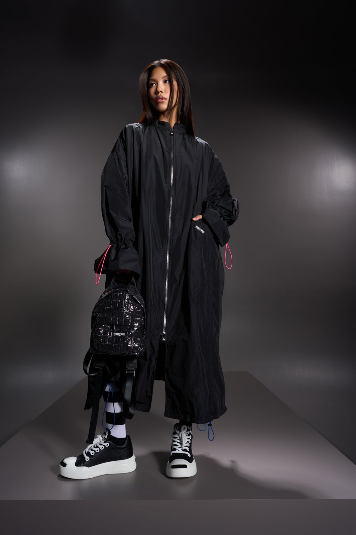 Siyah Rüzgarlik 16198