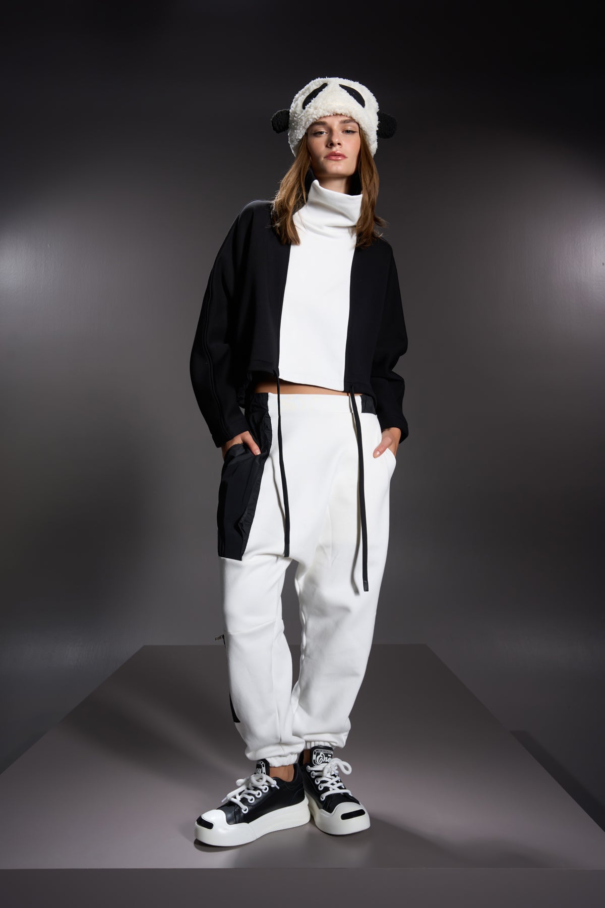 Siyah Ekru Sweatshirt 16292