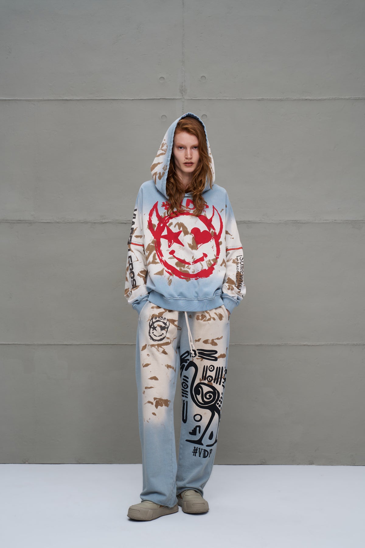 Mavi Bej Eskitme Desenli Oversize Esofman Pantolon 18002
