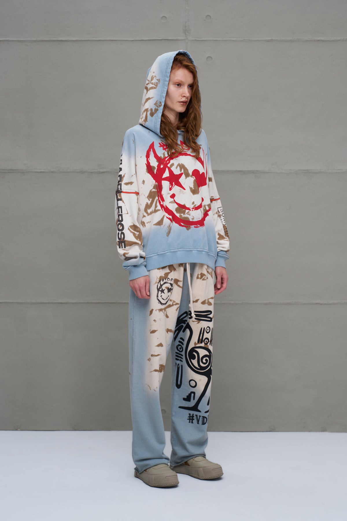 Mavi Bej Eskitme Desenli Oversize Esofman Pantolon 18002