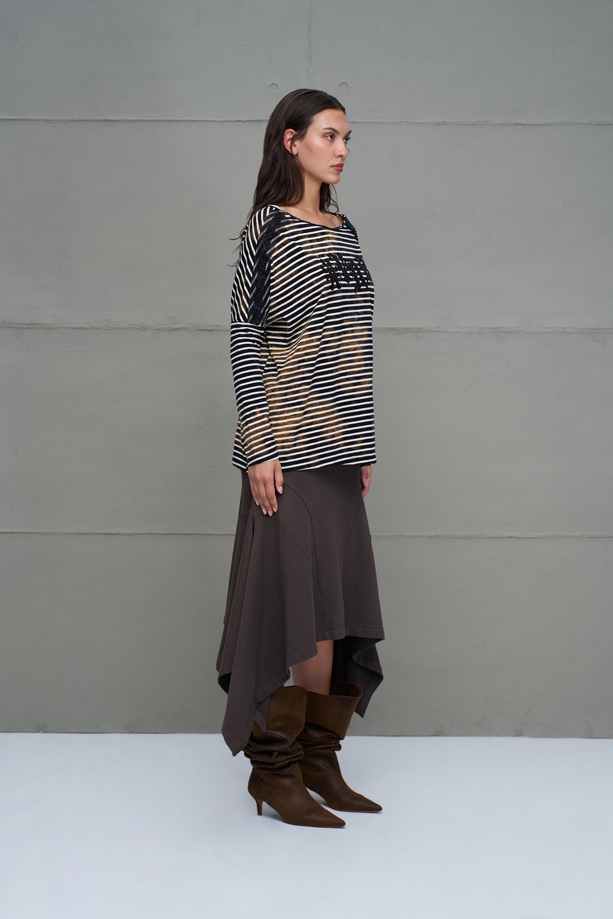 Siyah Beyaz Çizgili Uzun Kollu T-Shirt 18004