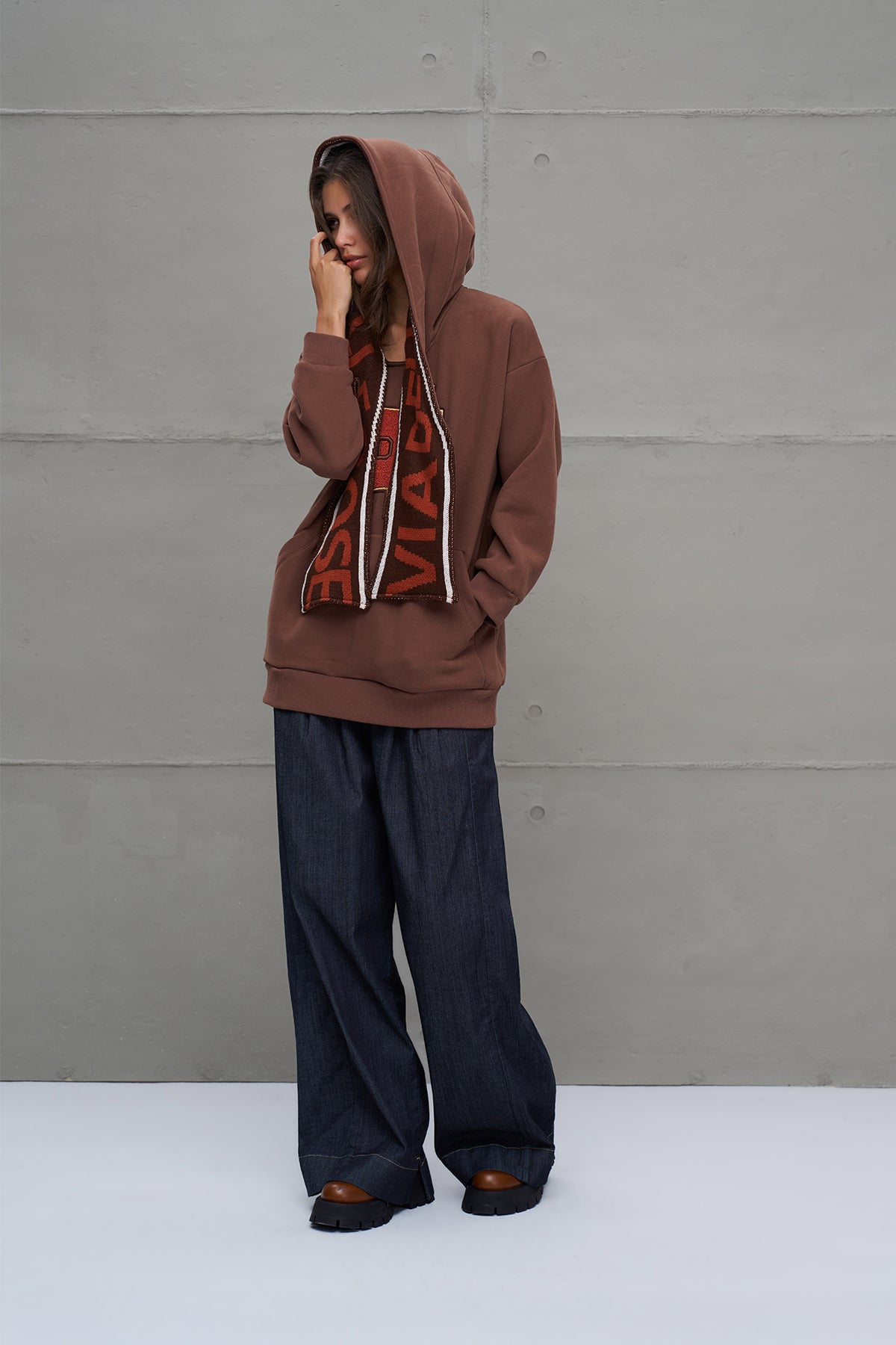 Kahverengi Kapüsonlu Sweatshirt 18023