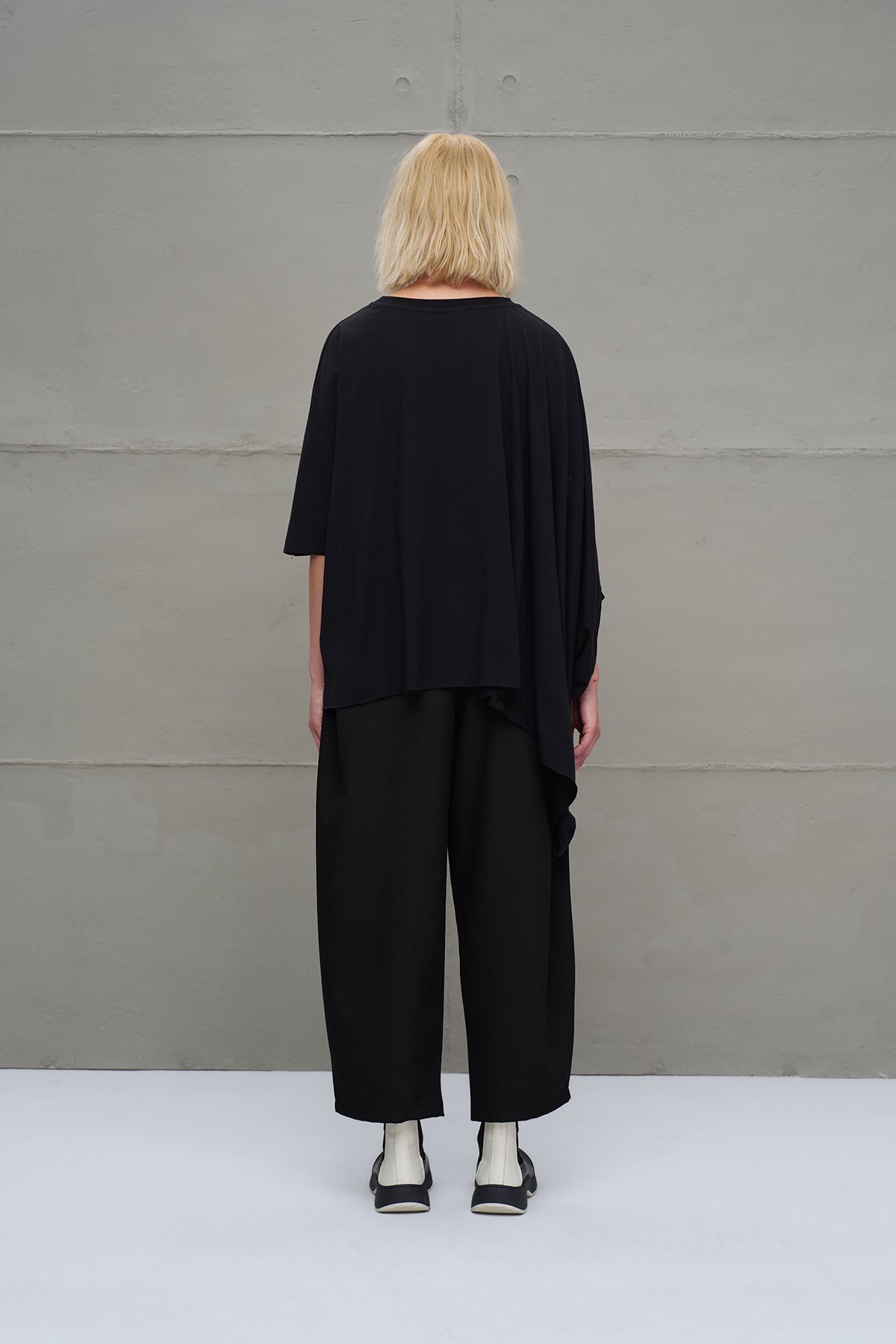 Siyah Asimetrik Oversize T-Shirt 18043