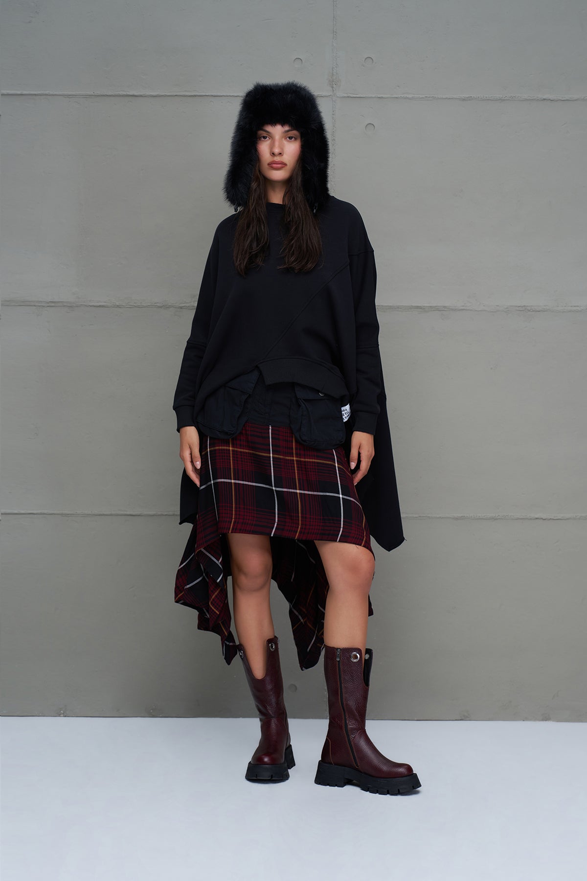 Siyah Asimetrik Oversize Sweatshirt 18046