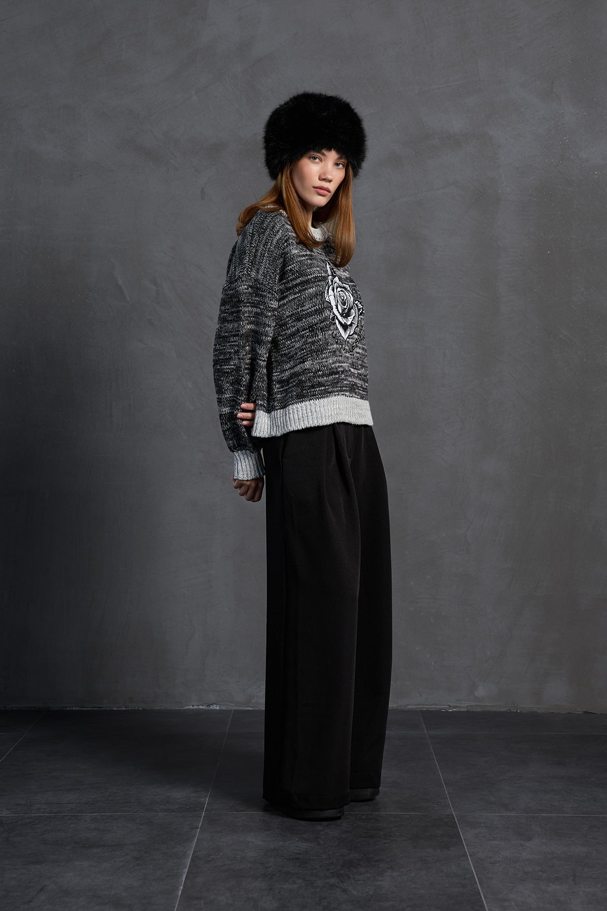 Siyah Beyaz Oversize Kazak 18054