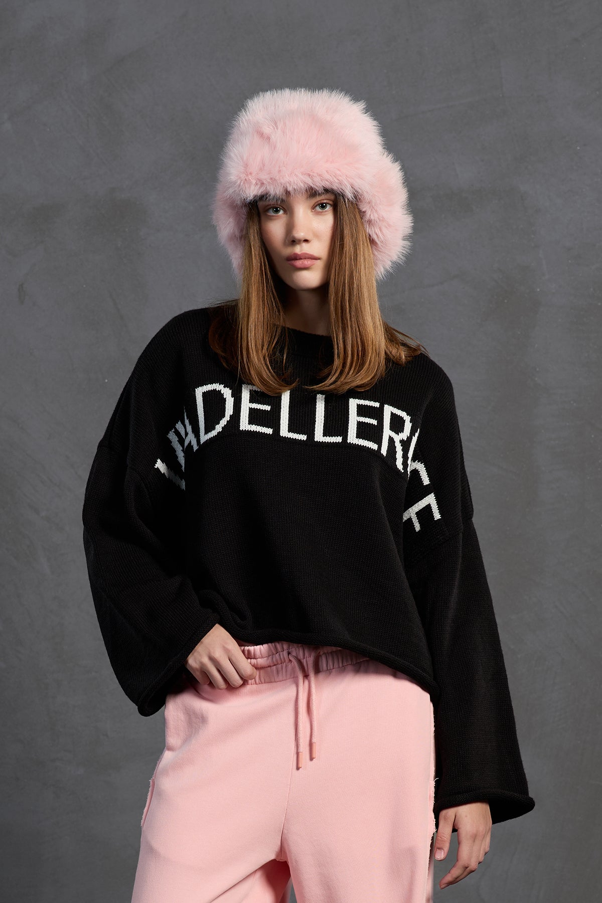 Siyah Baskili Oversize Kazak 18057