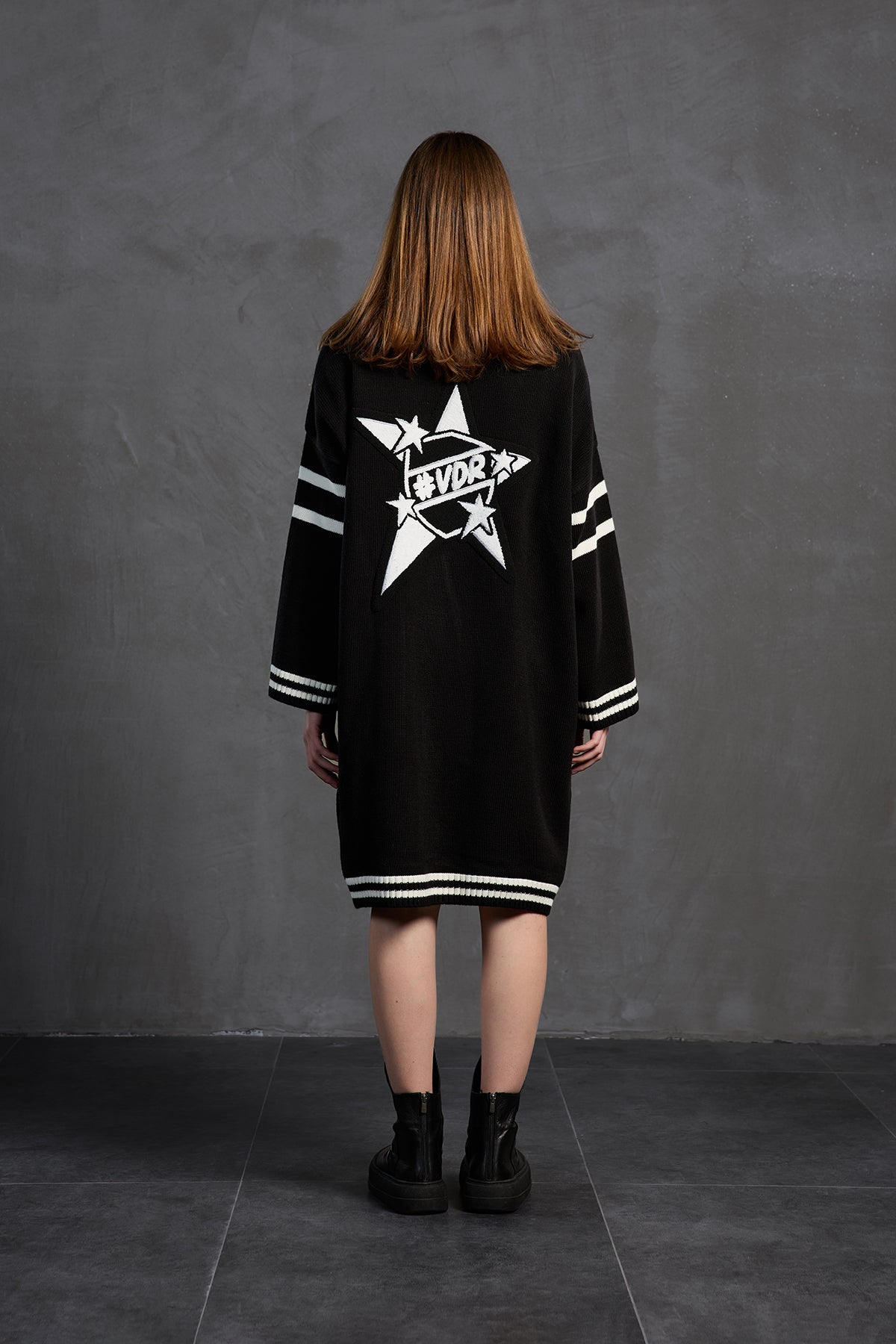 Siyah Ekru Uzun Oversize Hirka 18058