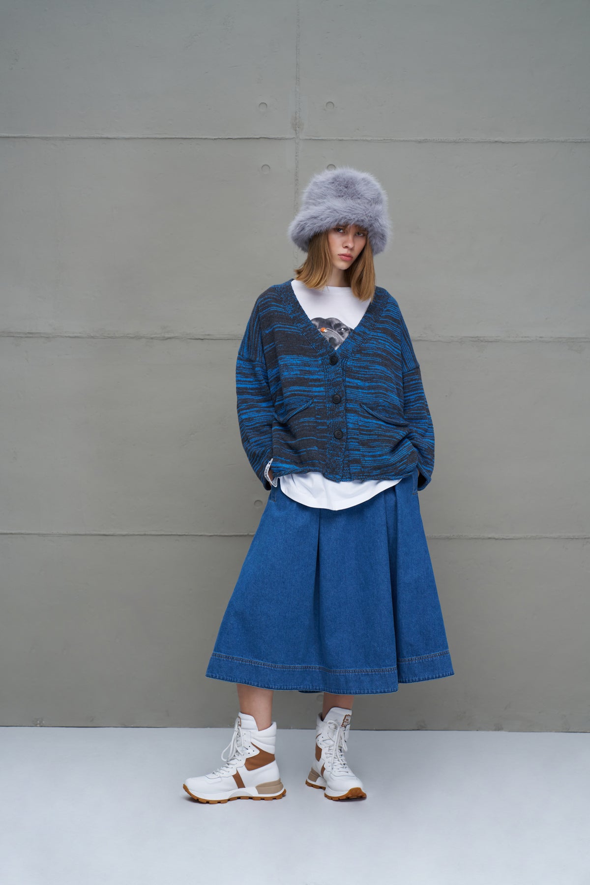 Antrasit Mavi Sloganli Oversize Triko Hirka 18062