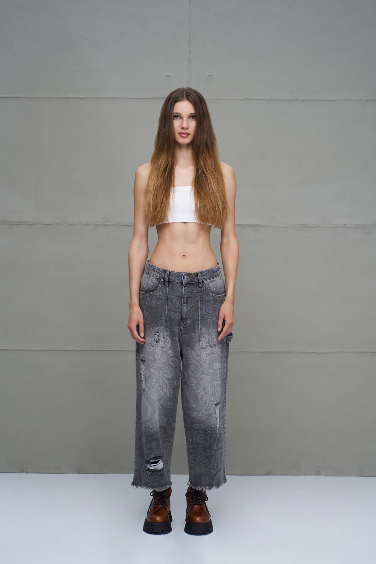 Gri Yirtik Efektli Oversize Denim Pantolon 18099