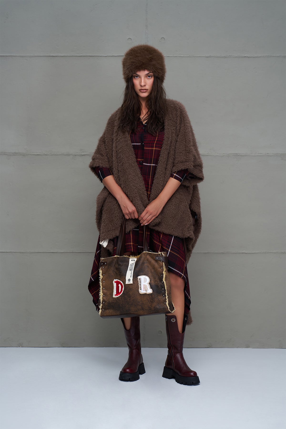 Kahverengi Kürk Görünümlü Oversize Hirka 18108