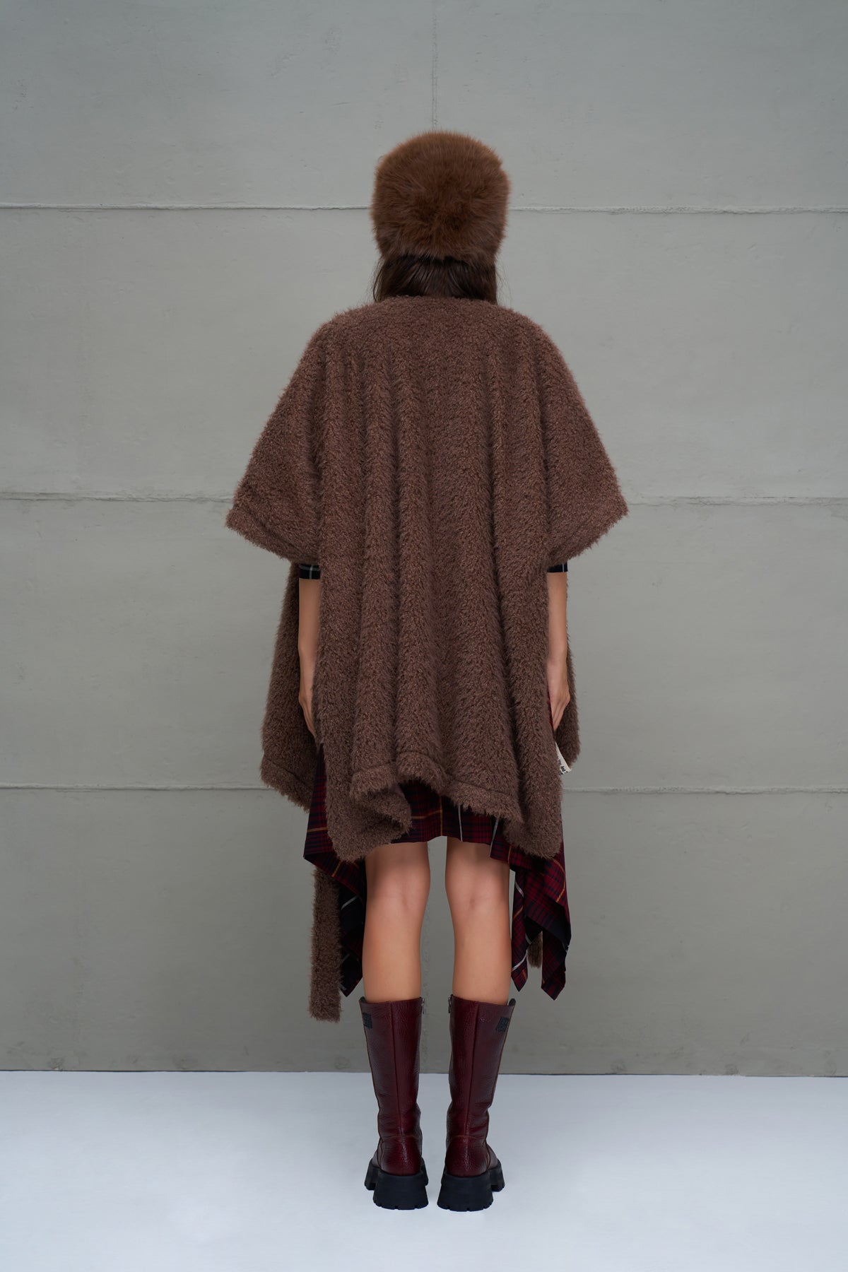 Kahverengi Kürk Görünümlü Oversize Hirka 18108