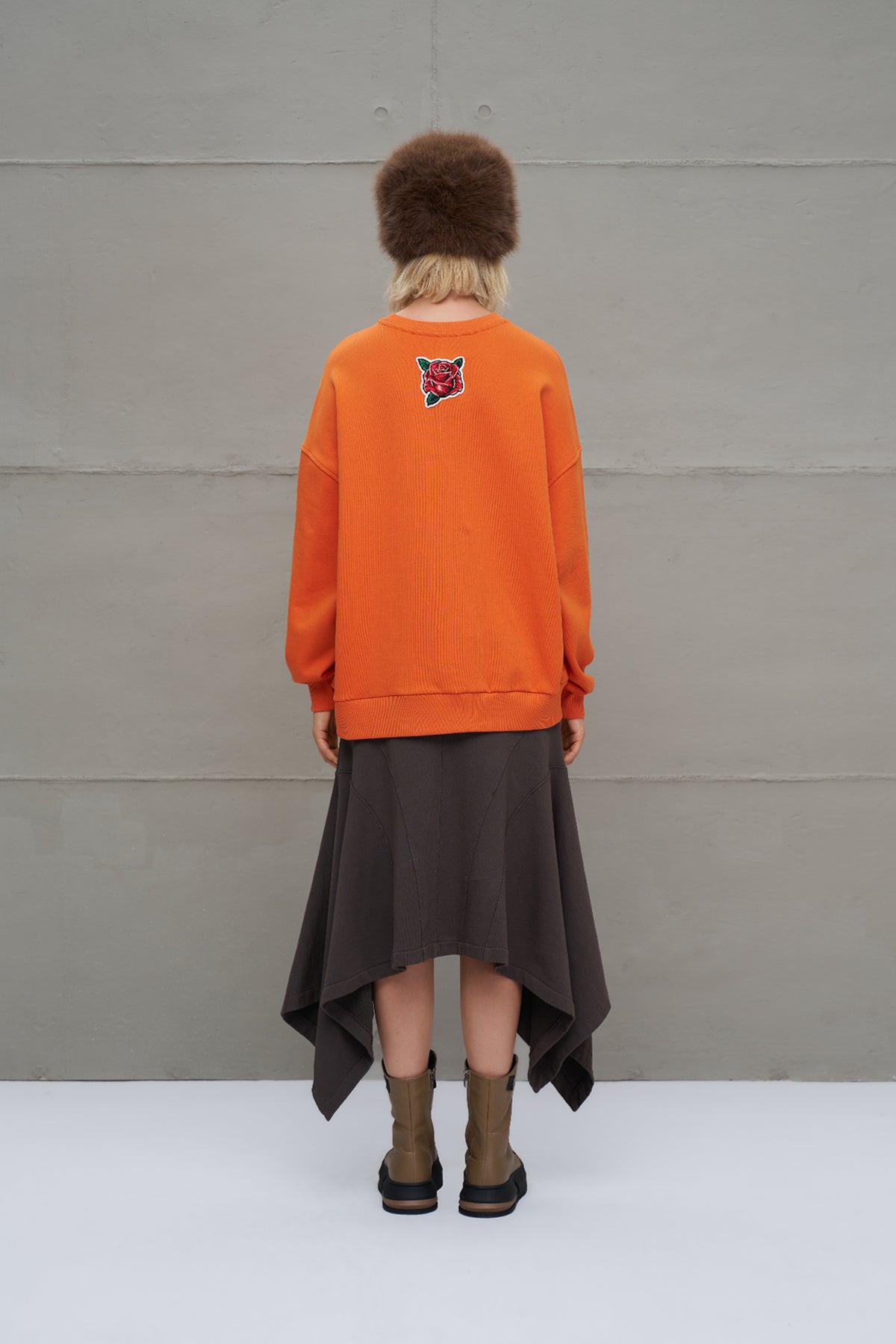Turuncu Pop-Art Baskili Oversize Sweatshirt 18216
