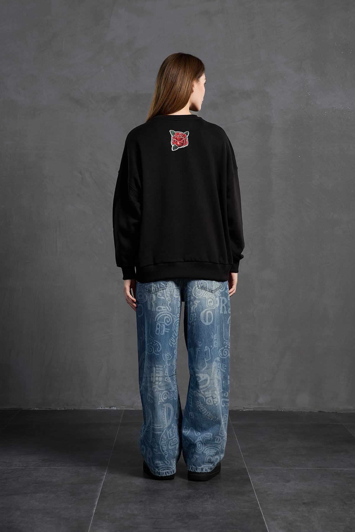 Siyah Pop-Art Baskili Oversize Sweatshirt 18216