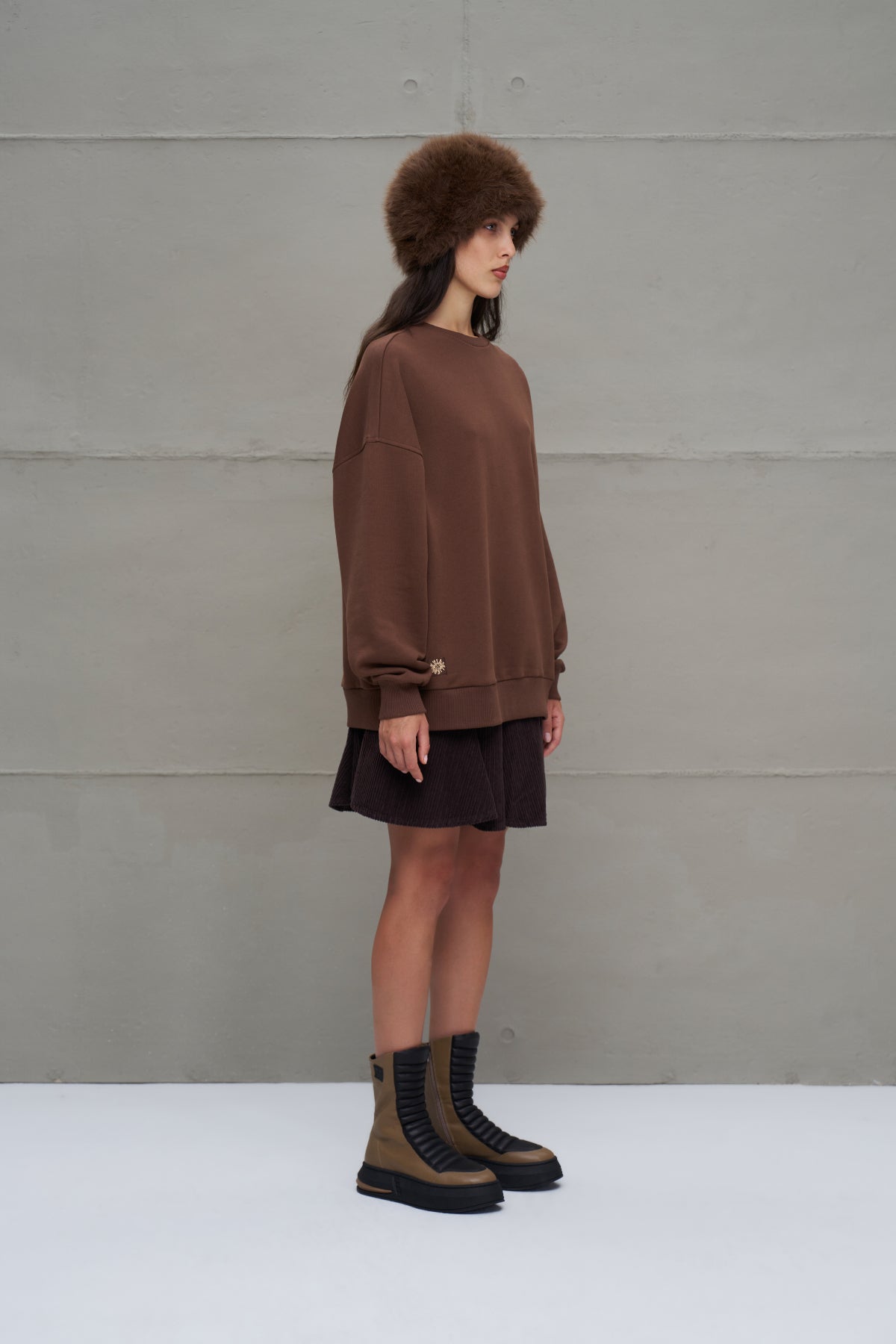 Kahverengi Sloganli Oversize Sweatshirt 18217