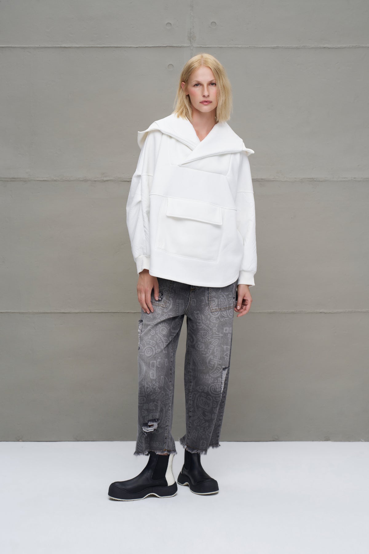 Ekru Kapüsonlu Oversize Sweatshirt 18242