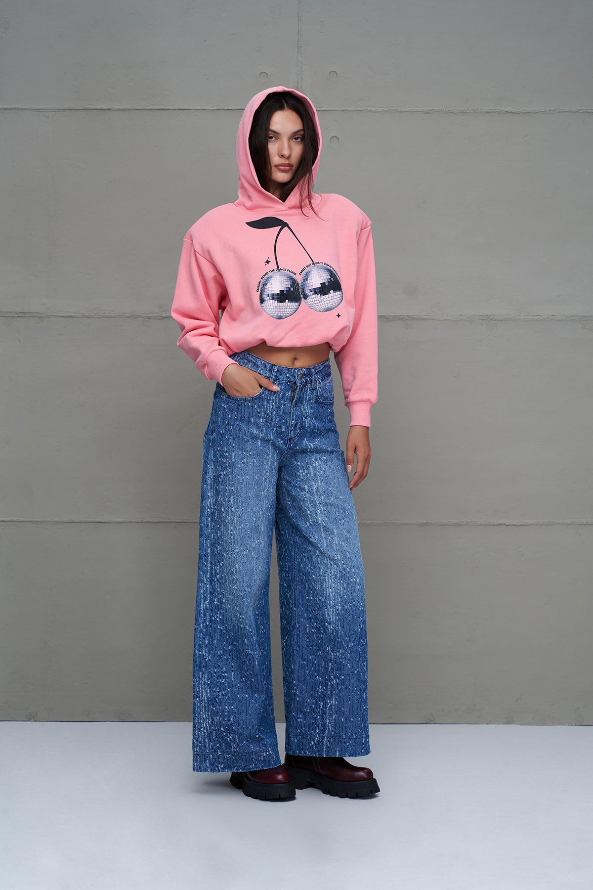 Pembe Crop Kapüsonlu Sweatshirt 18259