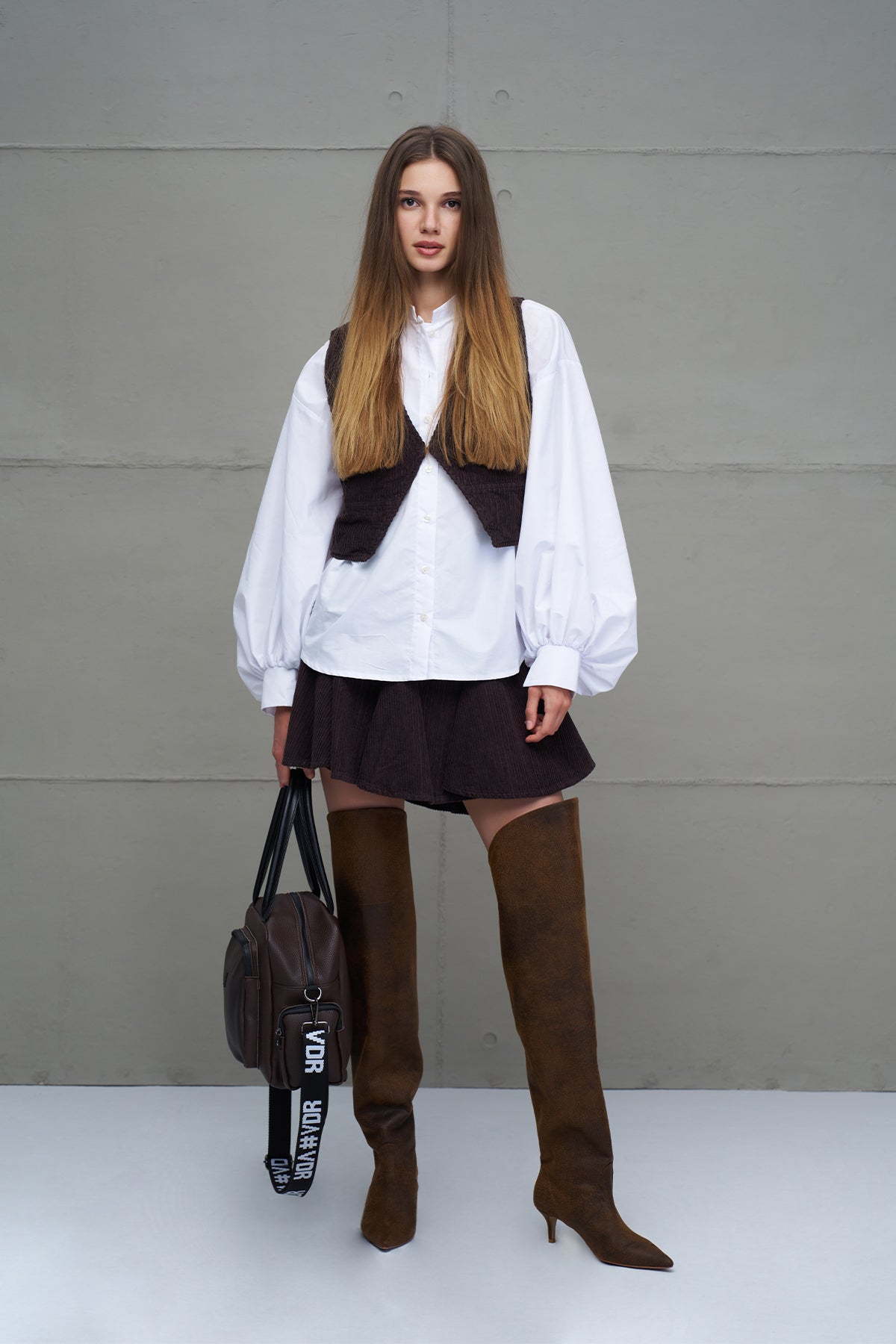 Kahverengi Fitilli Kadife Yelek 18266