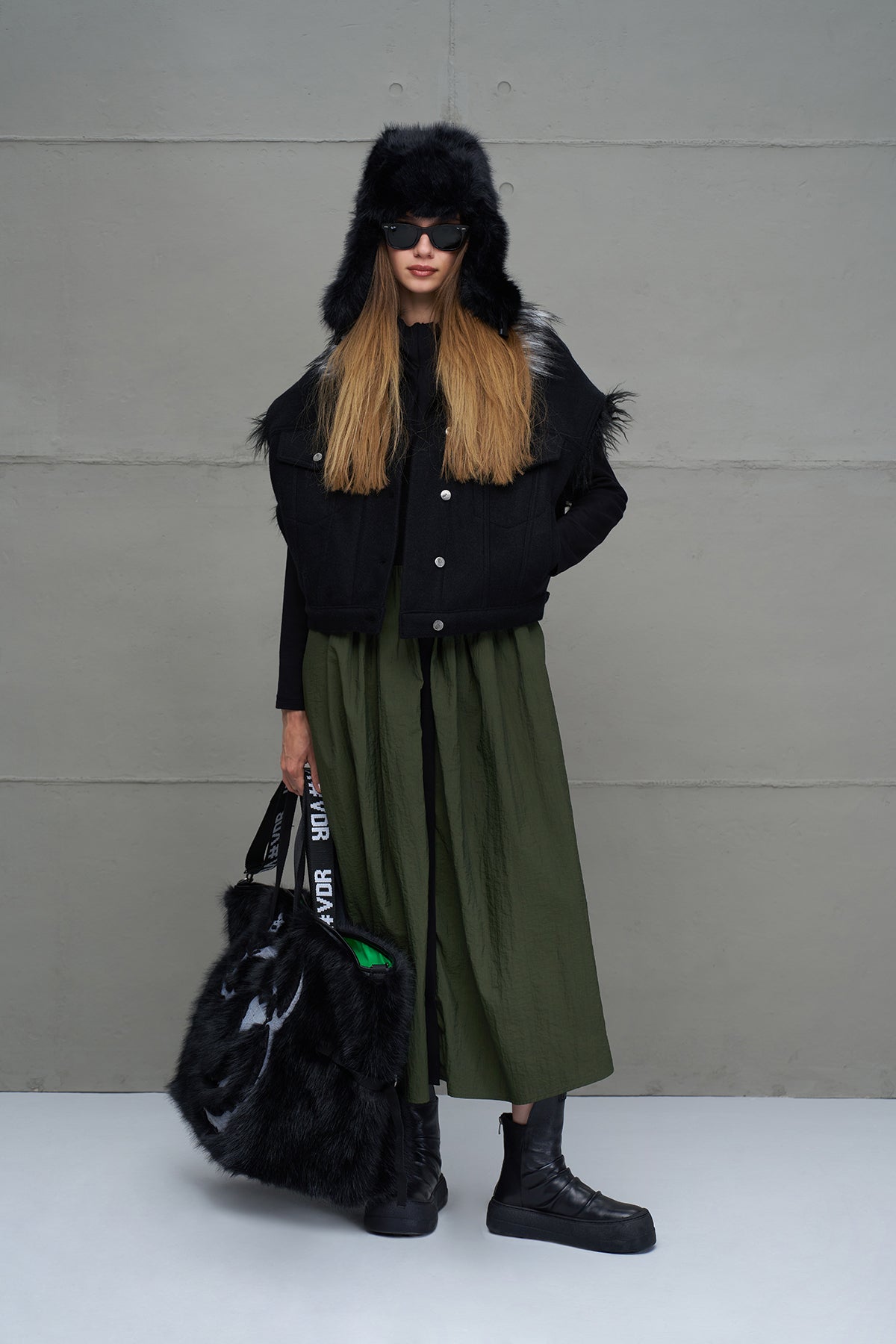 Siyah Yesil Fermuarli Drapeli Uzun Elbise 18273