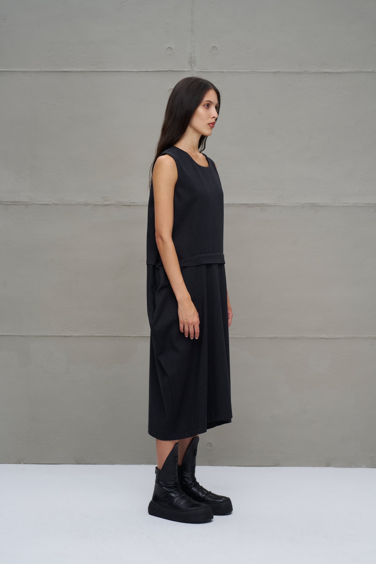 Siyah Asimetrik Oversize Midi Elbise 18276