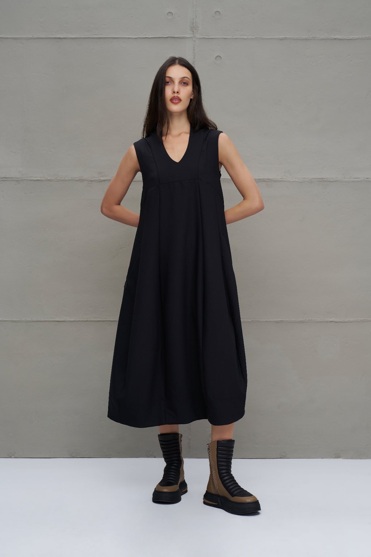Siyah Balon Formlu Oversize Elbise 18283