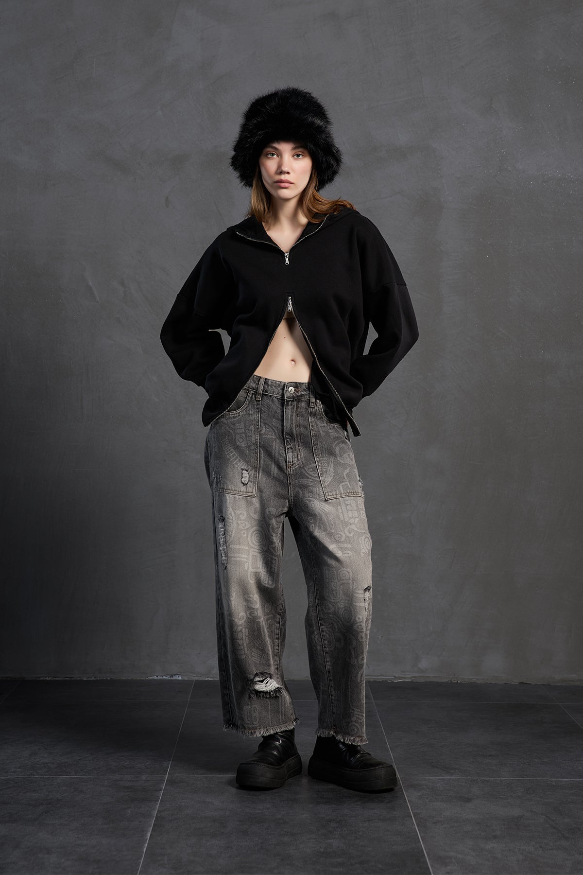 Siyah Fermuarli Kapüsonlu Oversize Sweatshirt 18285