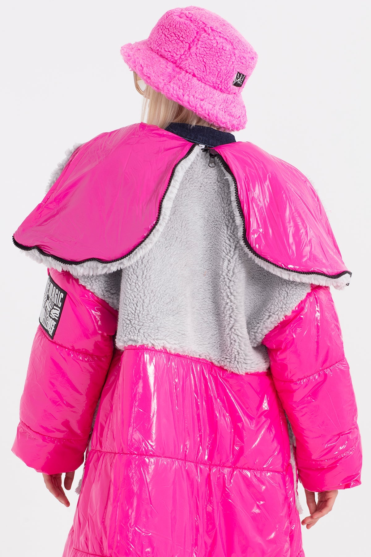 Pembe  Sapka Liegi