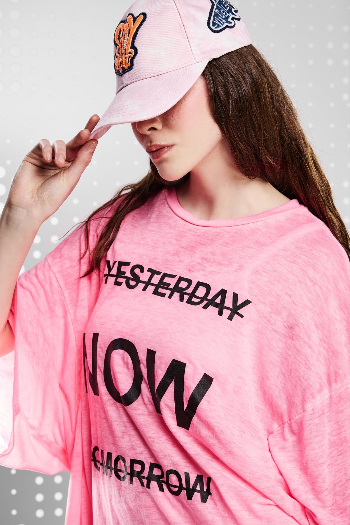 Pembe  Sapka Po