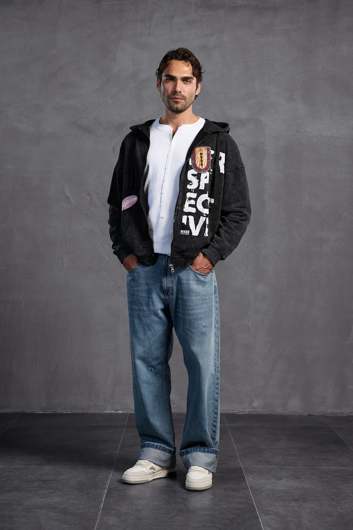 Siyah Armalı Kapüşonlu  Sweatshirt 10000