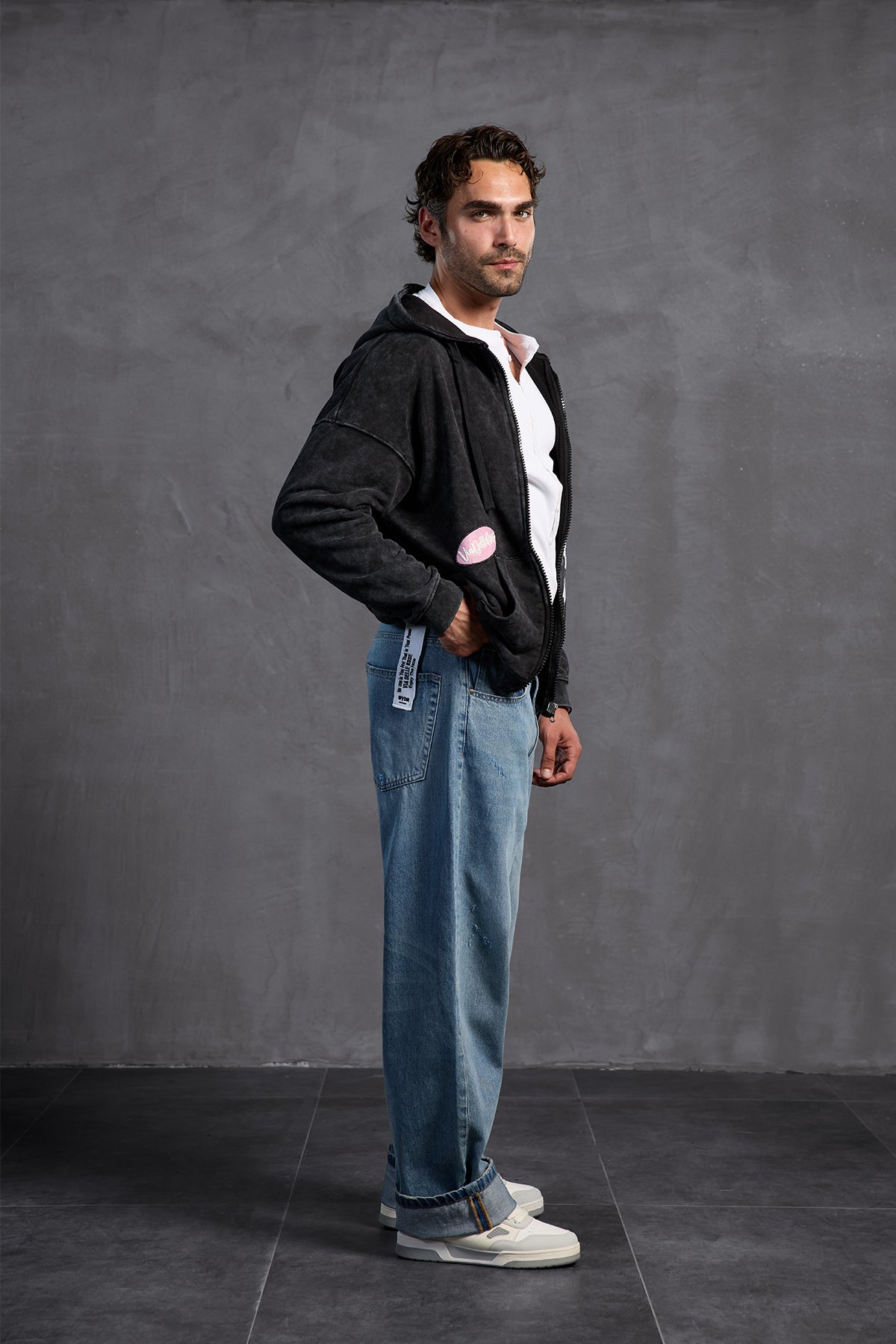 Siyah Armalı Kapüşonlu  Sweatshirt 10000