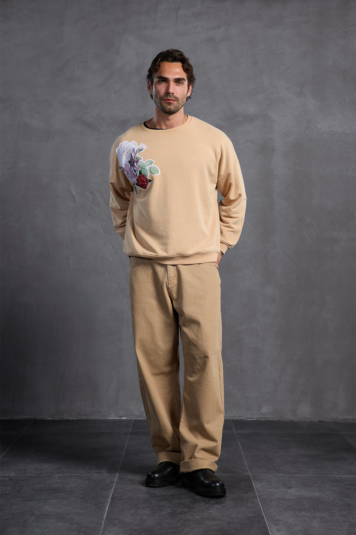 Bej Sıfır Yaka Baskılı  Sweatshirt 10001