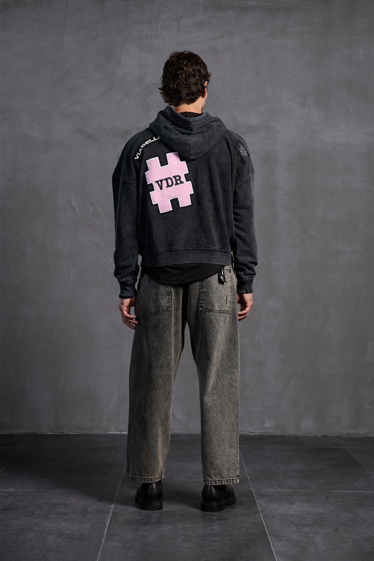 Siyah Armalı Kapüşonlu  Sweatshirt 10002