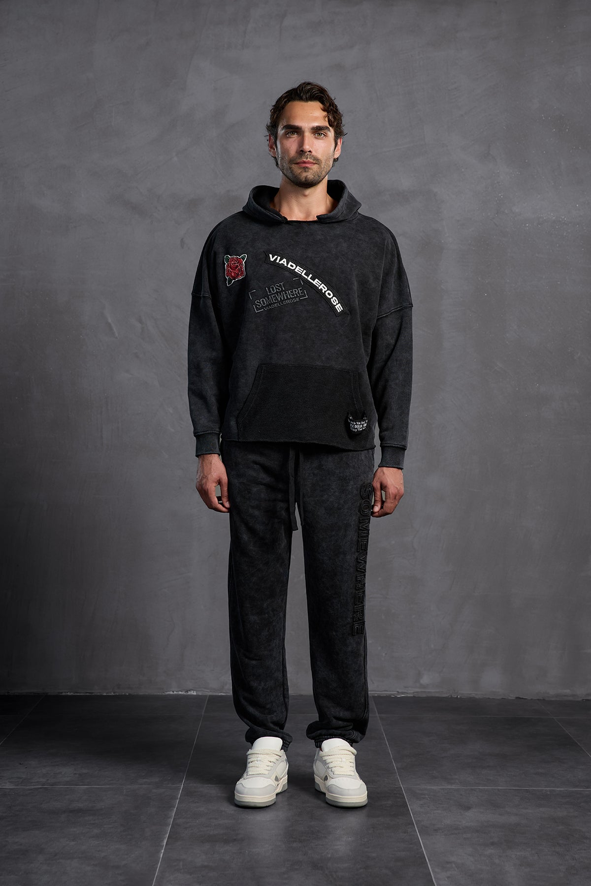 Siyah Armalı Kapüşonlu   Sweatshirt 10003