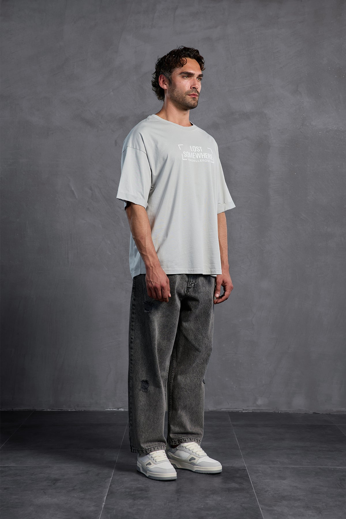 Gri Sıfır Yaka Baskılı  T-Shirt 10006