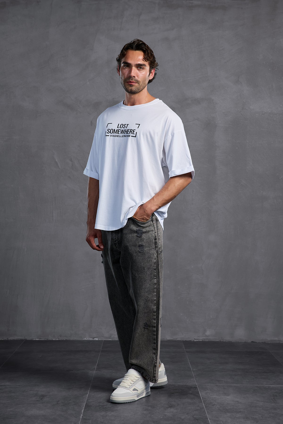 Beyaz Sıfır Yaka Baskılı  T-Shirt 10006